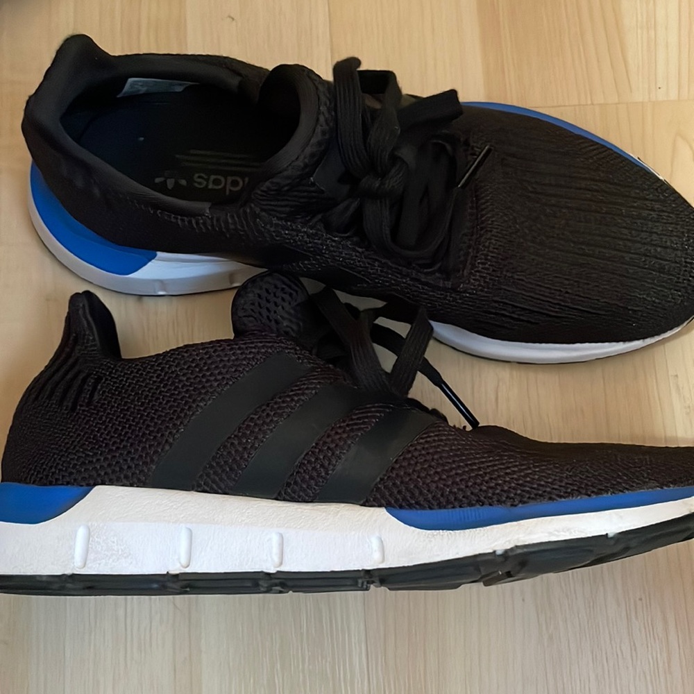 Adidas swift run